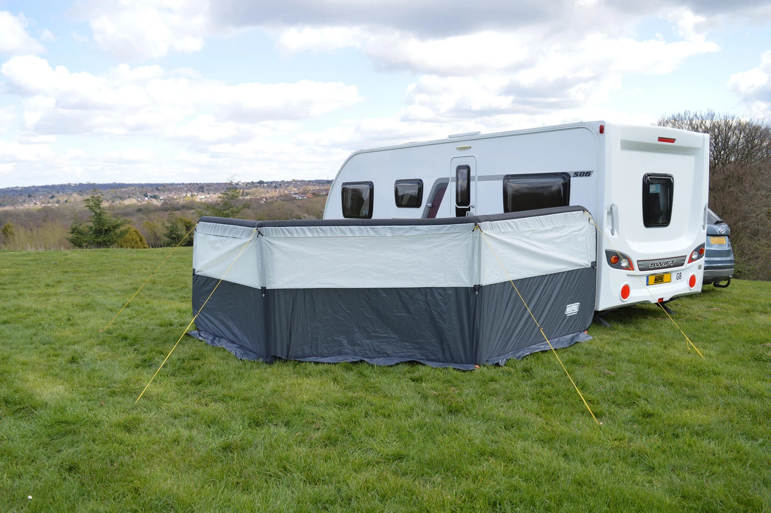 Maypole 3 Panel Windbreak Air (Single Point Inflation) - Image 2