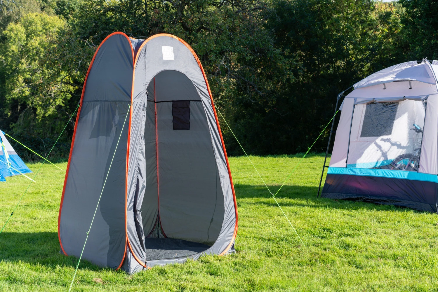 OLPRO Pop Up Extra Large Toilet/Utility Tent 1.6M - Image 3