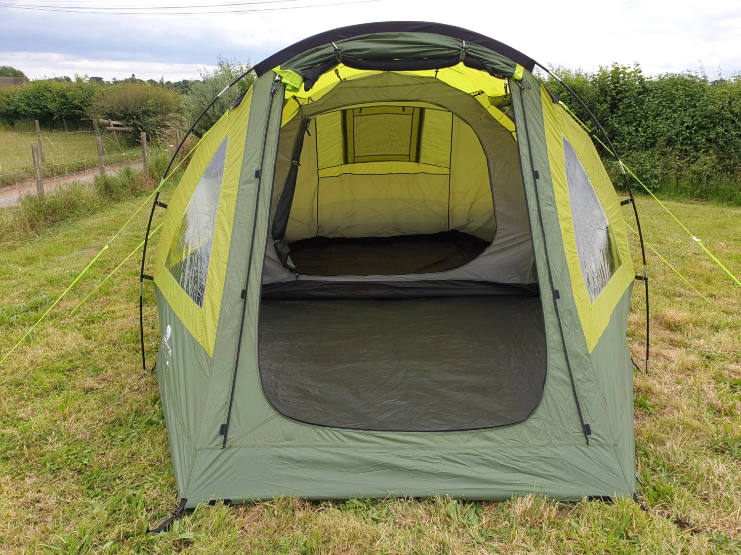 OLPRO Abberley XL 4 Berth Tent - Image 3